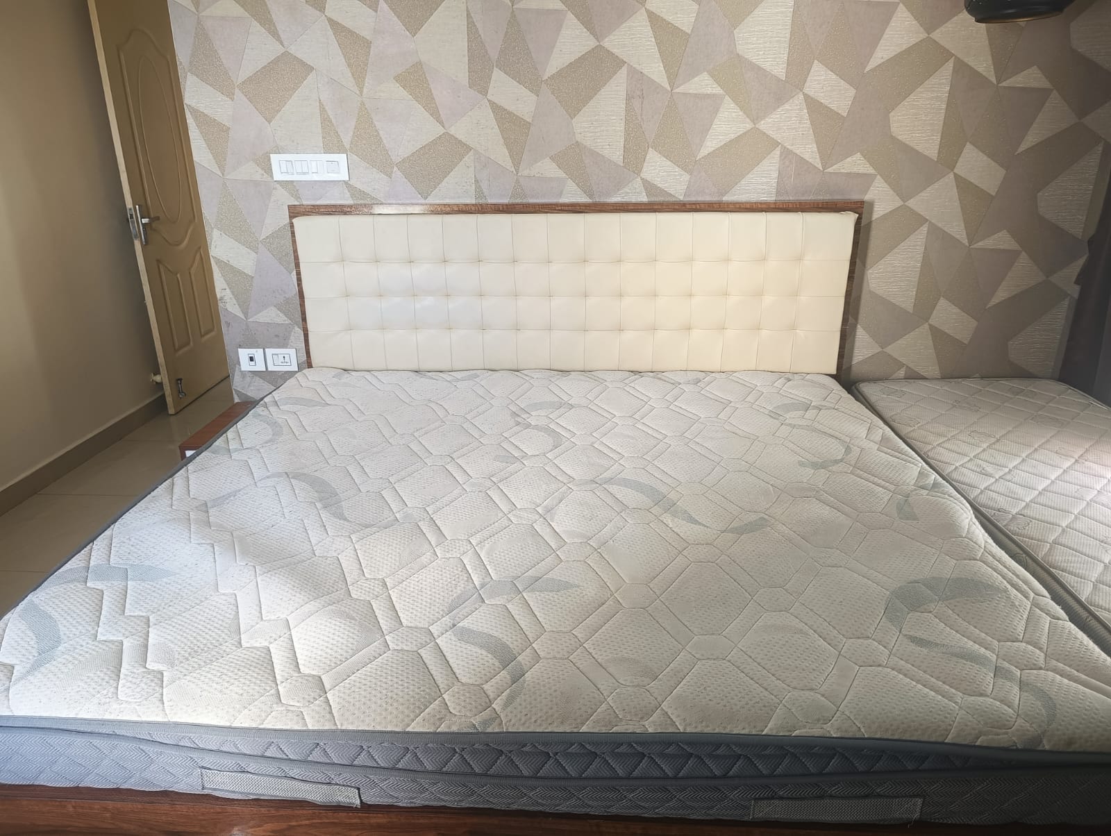 Matress shampoo cleaning